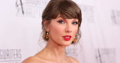 Taylor Swift Debuts a Shorter, Curly New Look Following Chart-Topping Success